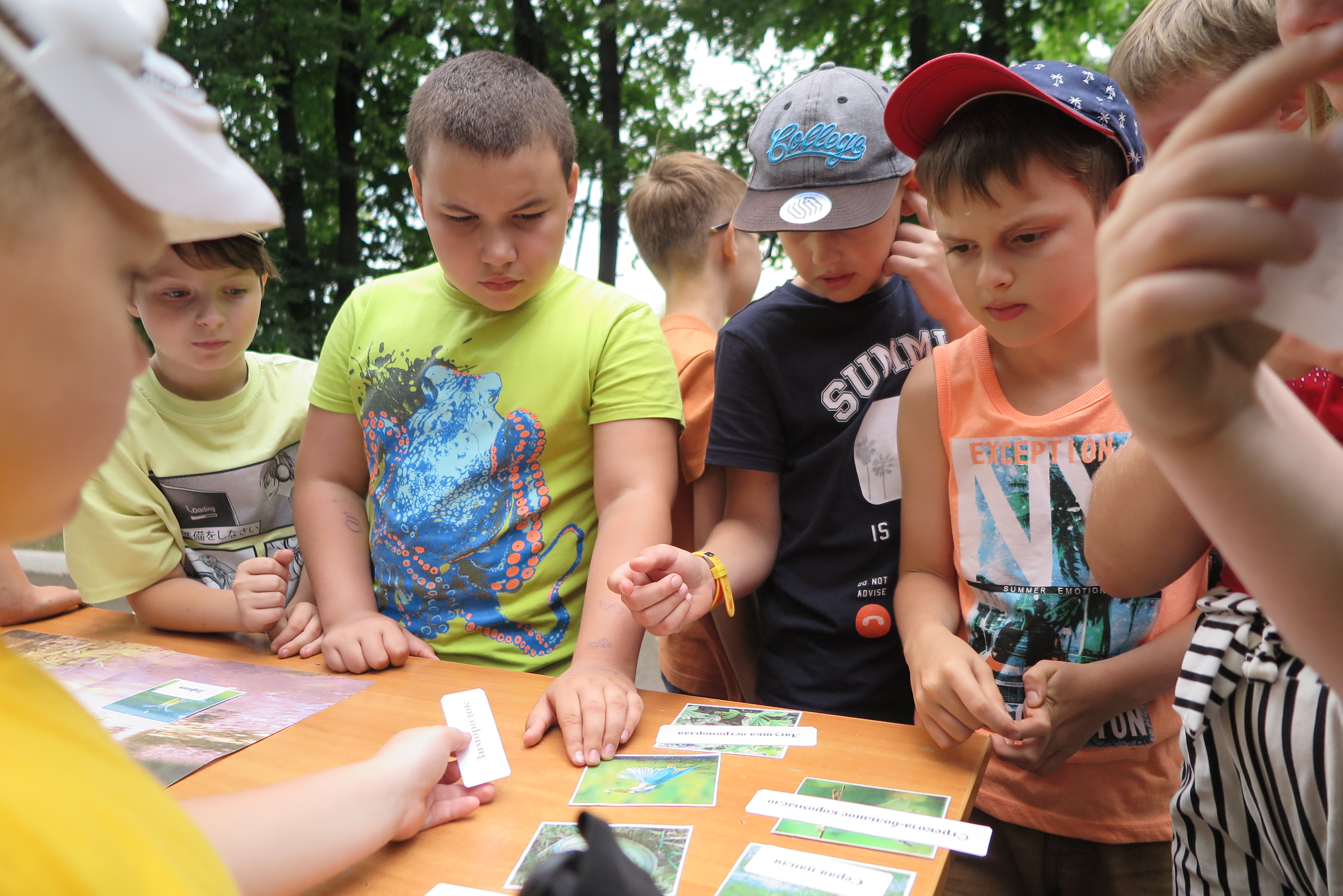 Кузбасские школьники учатся заботиться о природе в рамках регионального проекта «Экобережок»