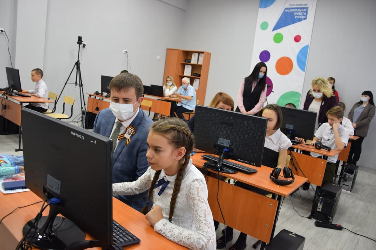 В Гурьевске и Салаире открылись новые секции дополнительного образования для школьников