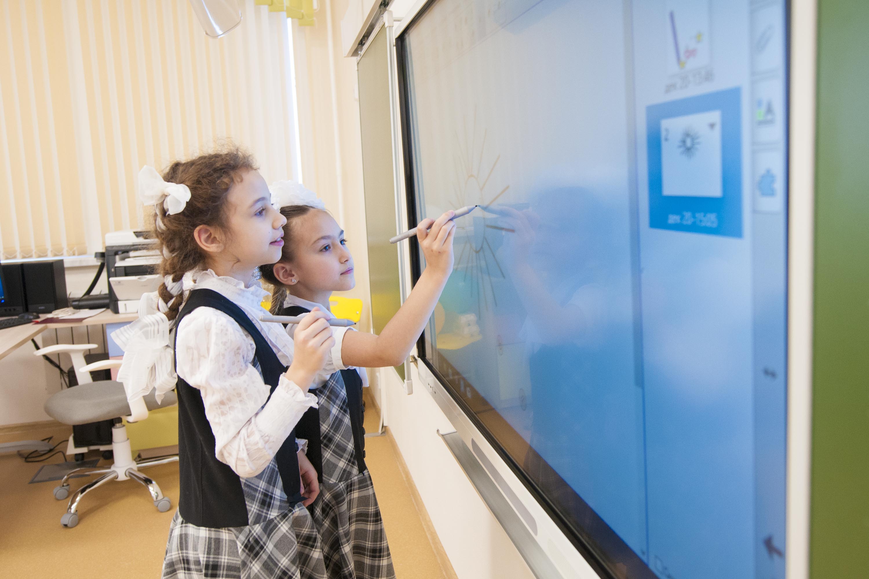 Новое здание школы № 36 на 1050 мест открылось в Кемерове