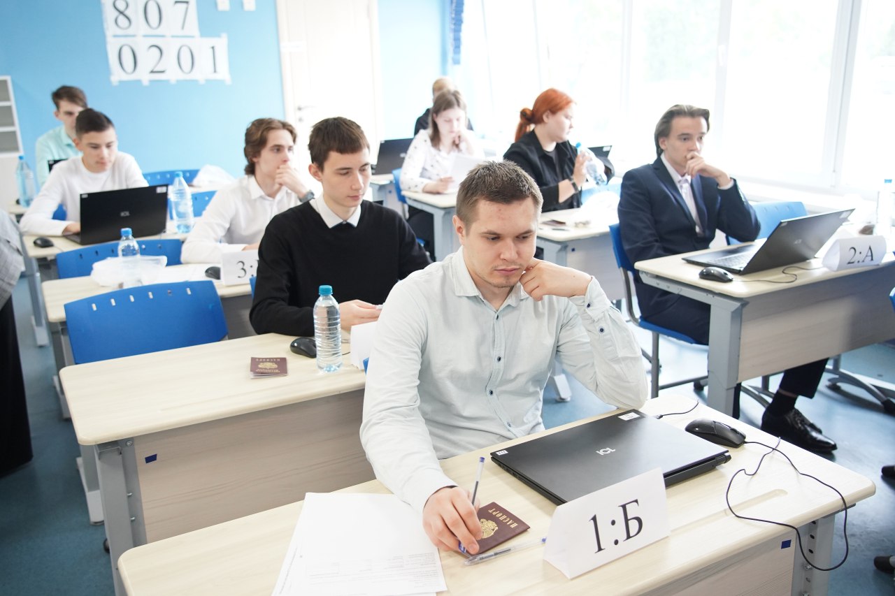 Известны результаты ЕГЭ в дополнительные дни по отдельным предметам