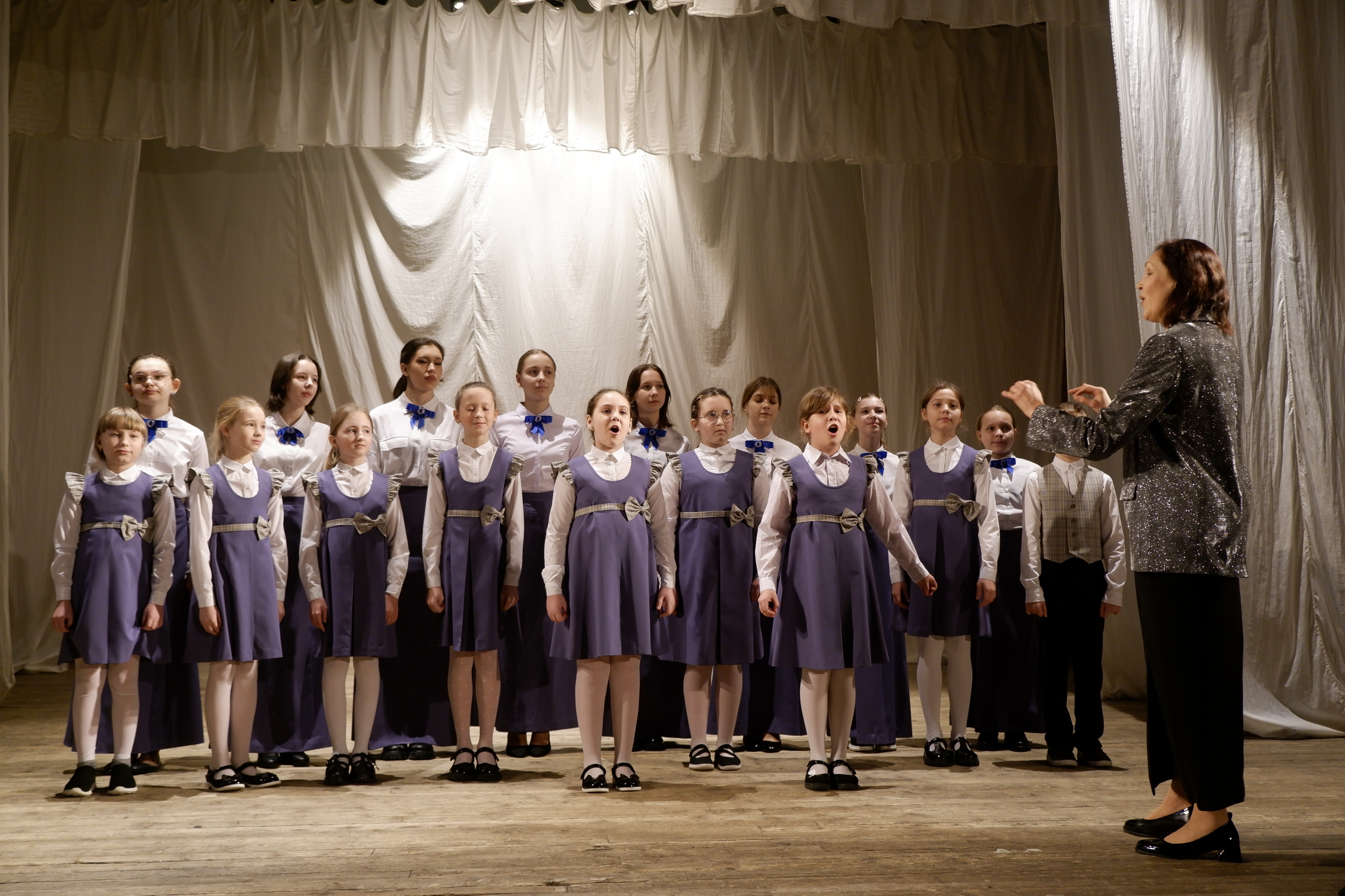 Завершилась первая профильная смена «Поют дети Кузбасса»