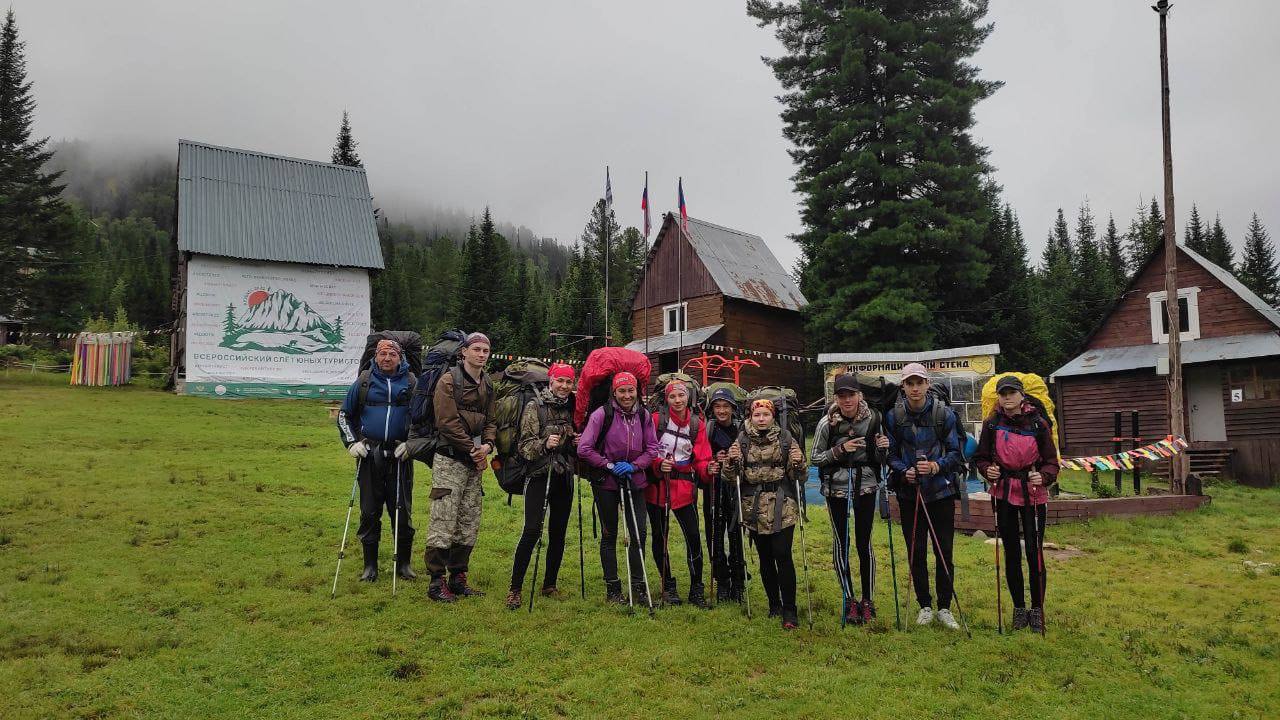 Всероссийский слет юных туристов стартовал в КуZбассе