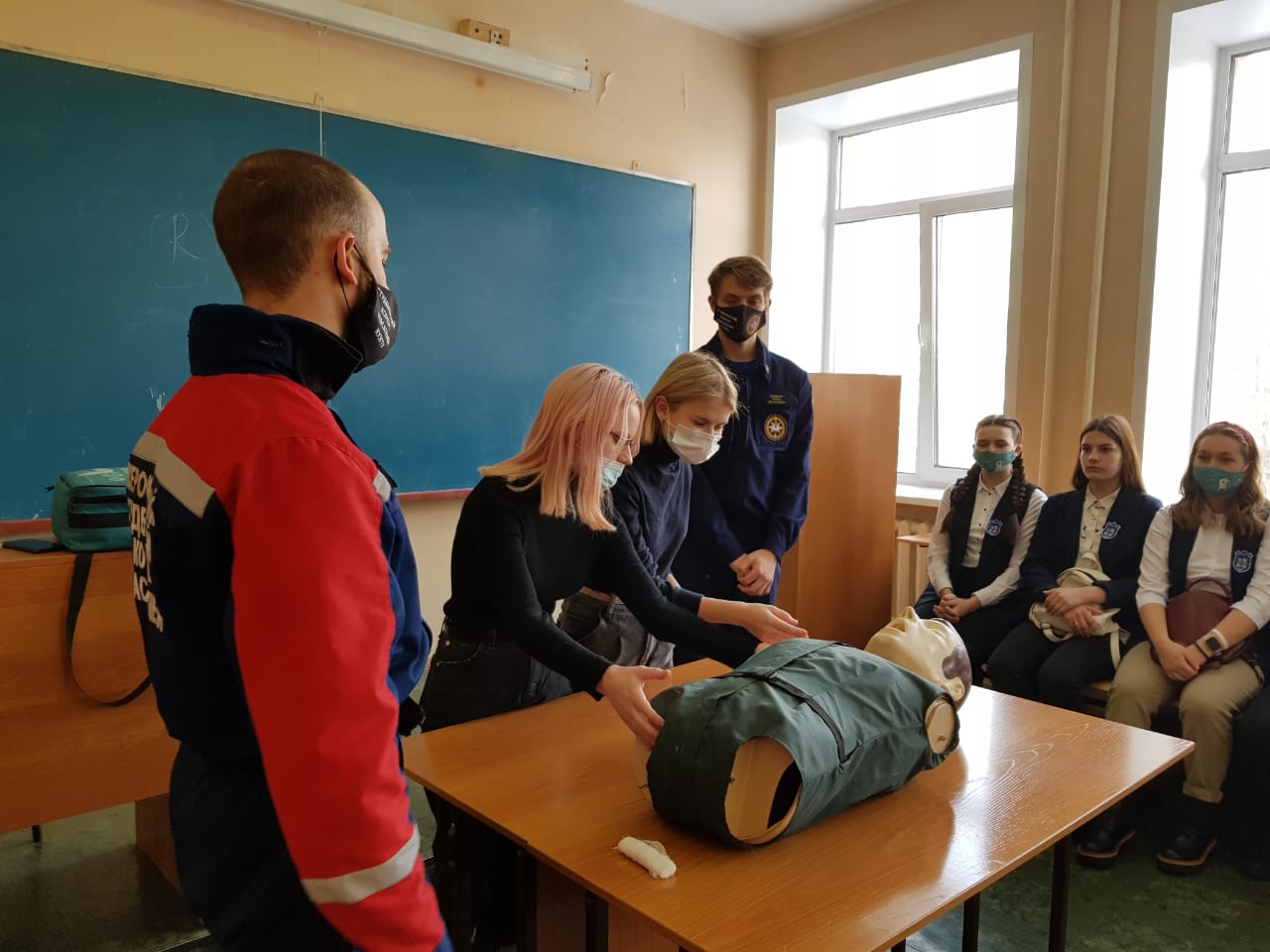 Школьники Кузбасса приняли участие в акции «Вместе за безопасность» от «Большой перемены» 