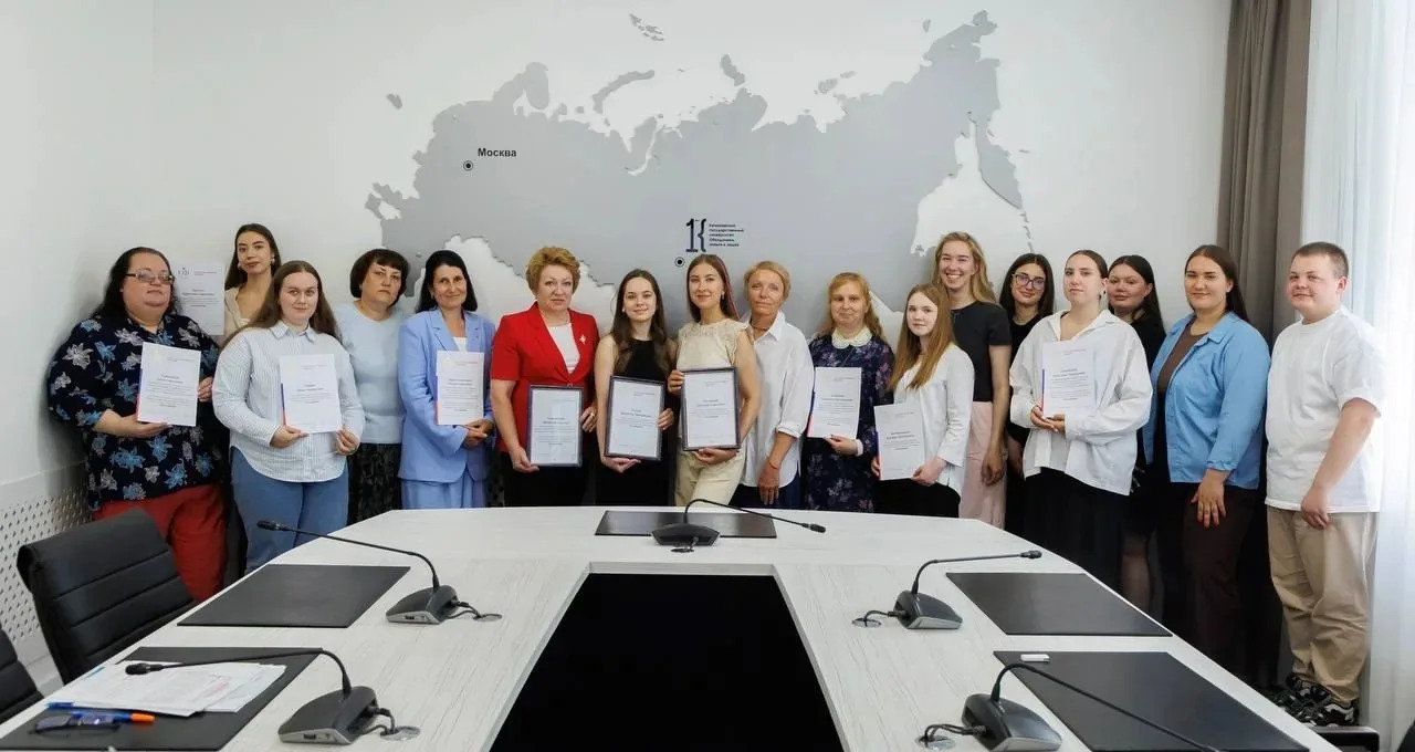 Кузбассовцев приглашают присоединиться ко Всероссийскому проекту «Мои наставники»