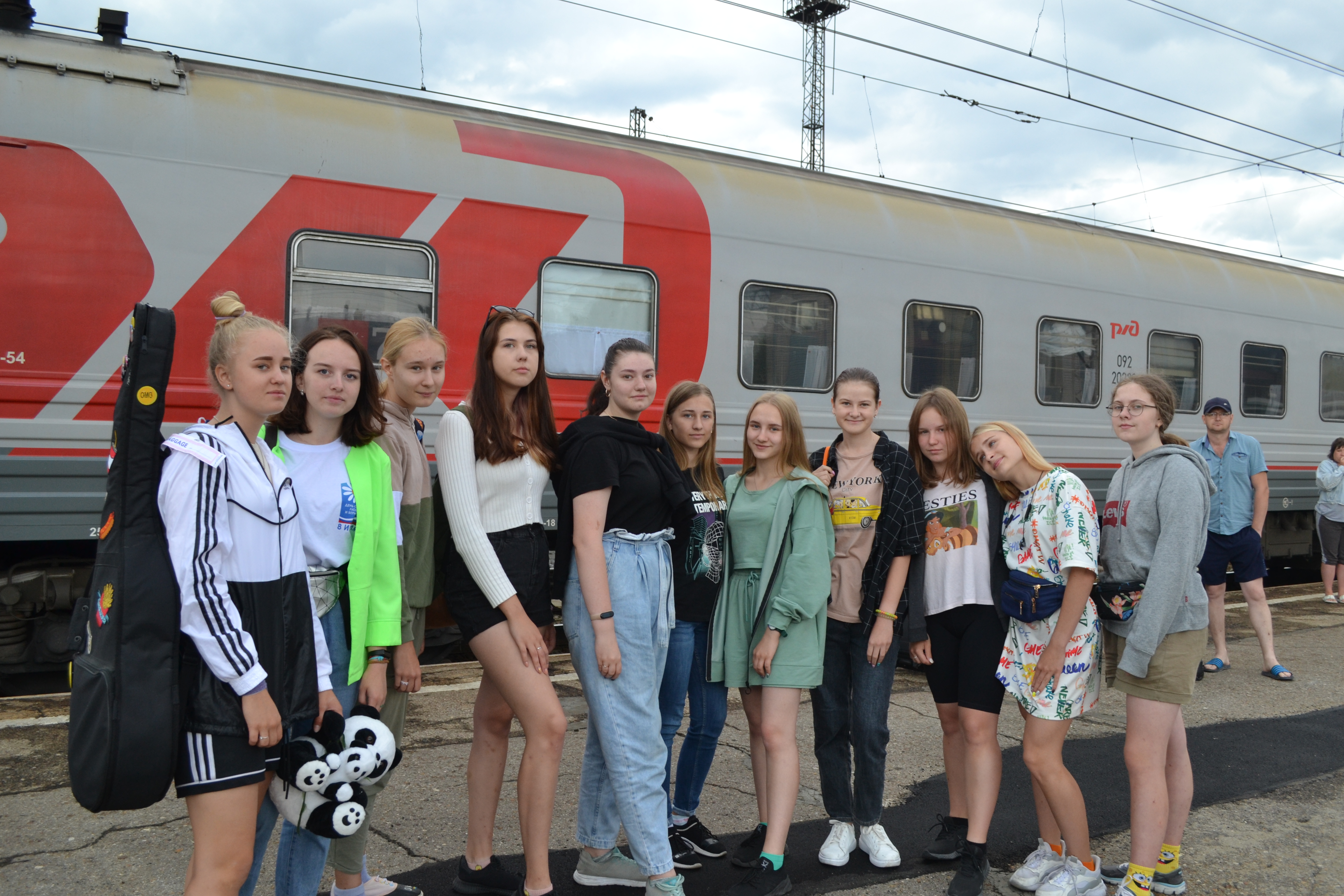 Школьники Кузбасса приняли участие во Всероссийском творческом фестивале РДШ «Код творчества»