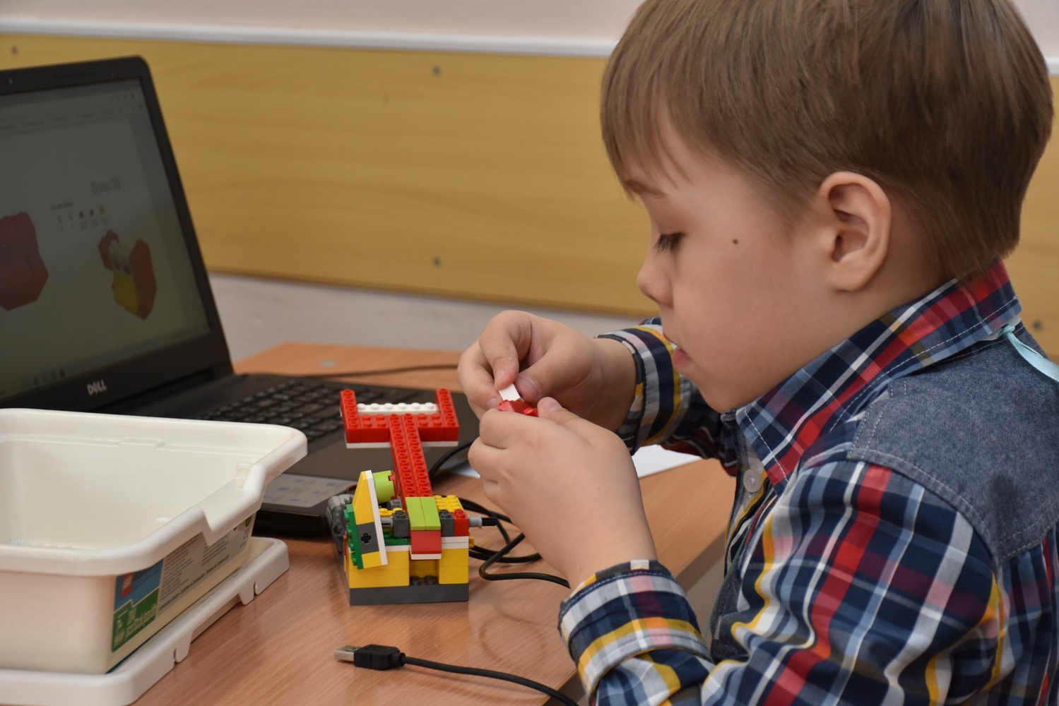 Более 180 кузбасских школьников стали участниками открытого Областного детского интеллектуального форума «Время быть первыми»