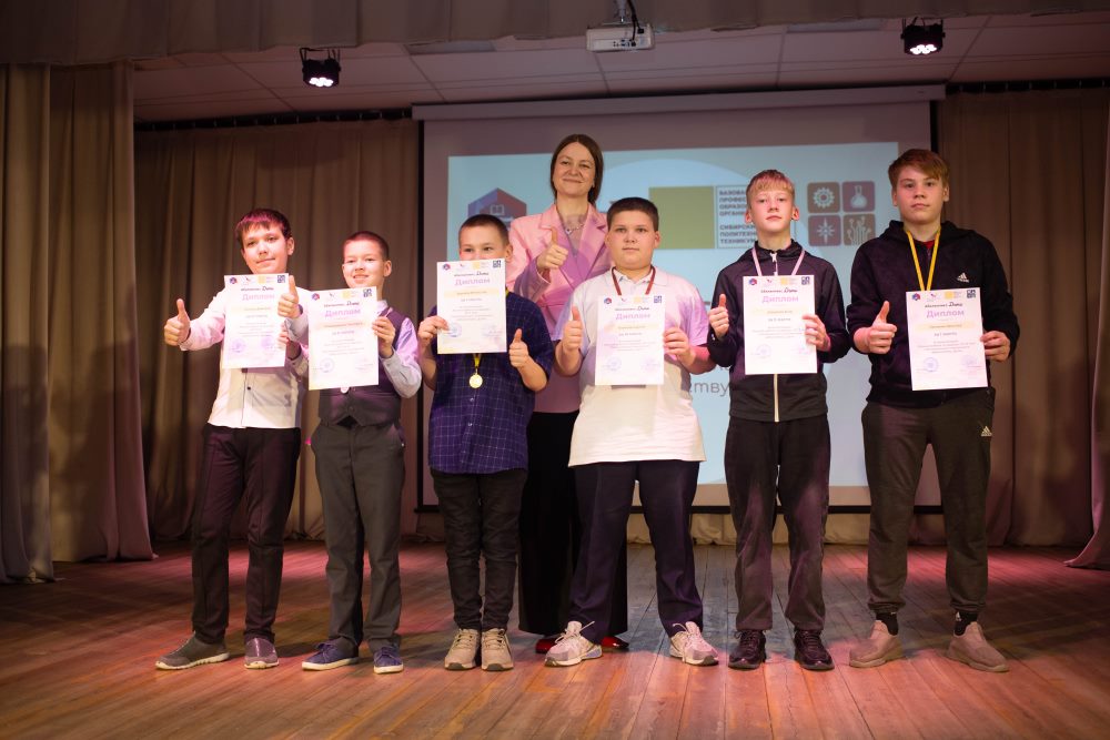 В Кузбассе впервые прошел региональный чемпионат профессионального мастерства «Абилимпикс.Дети»