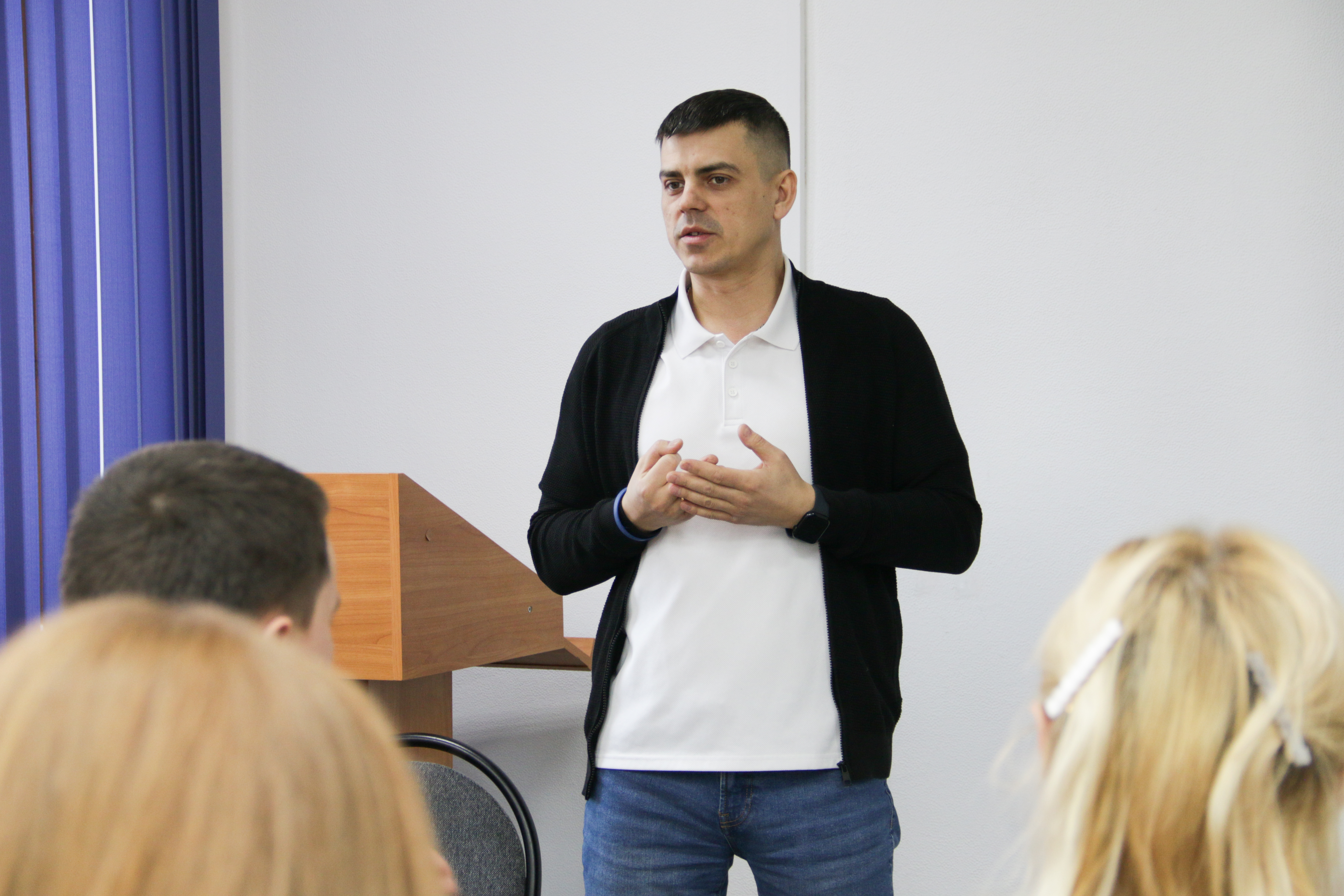 В Кузбассе стартовал цикл лекций для активистов молодёжных медиацентров