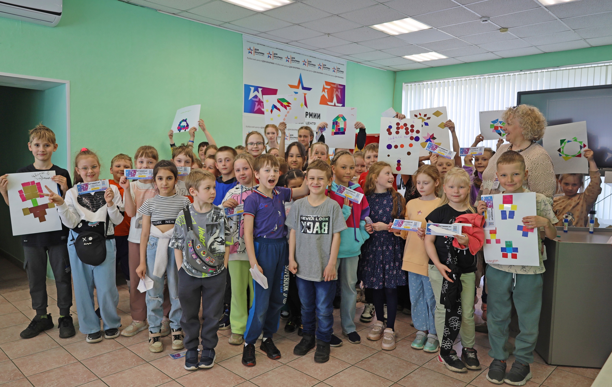 В Кузбасском центре «Дом Юнармии» реализуется летний образовательный проект «Техностарт» 