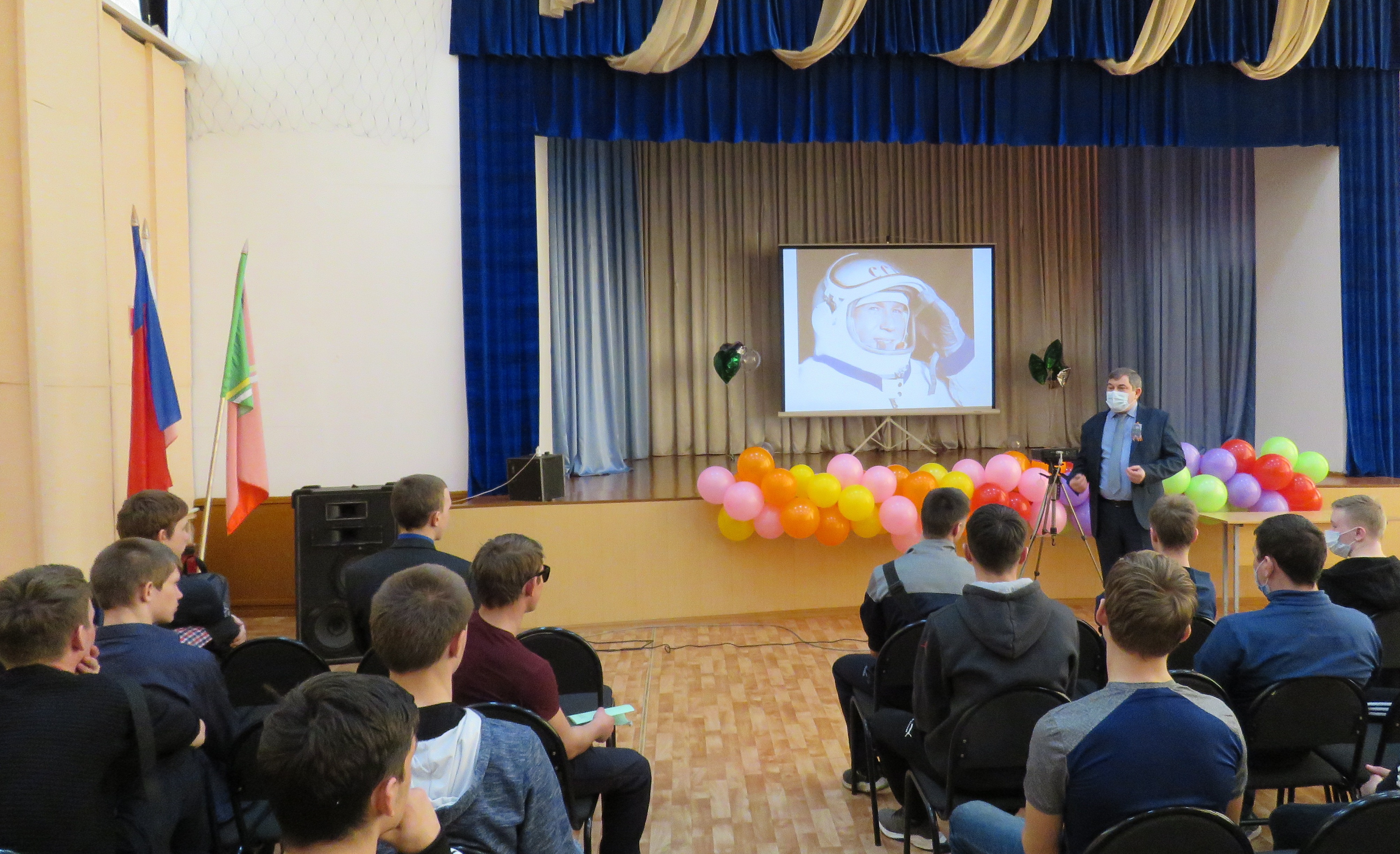 Студенты Тяжинского агропромышленного техникума будут изучать кинематограф в собственном киновидеоклубе 