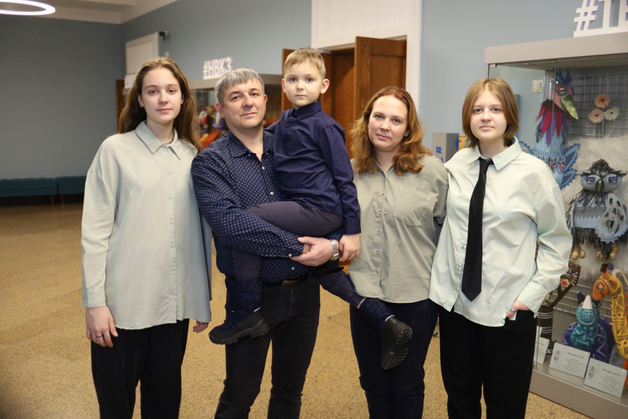 Илья Середюк рассказал об объеме социальной поддержки семей с детьми в Кузбассе 