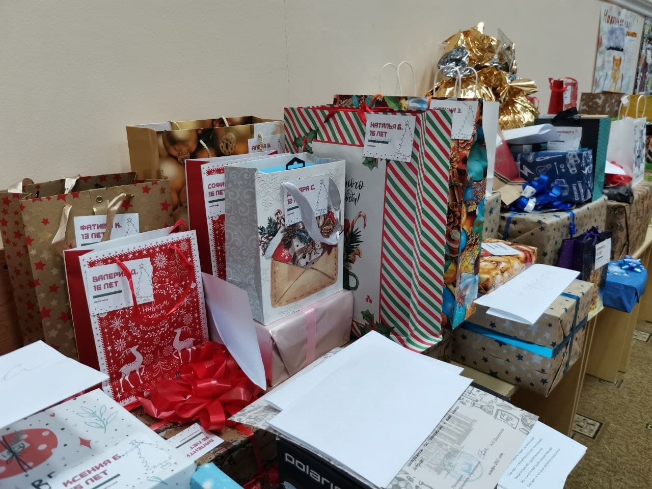 Более трех тысяч юных кузбассовцев получили подарки в рамках областной акции «Рождество для всех и каждого»